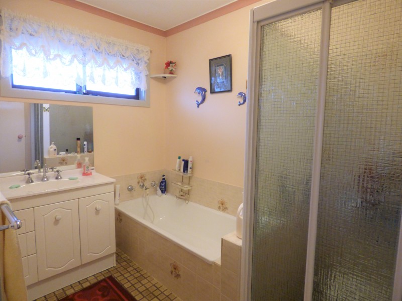 17 Harward Road, Griffith NSW 2680