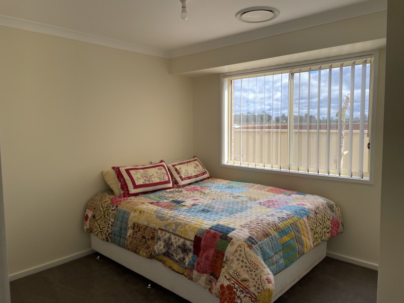 2 Hall Crescent, Yoogali NSW 2680