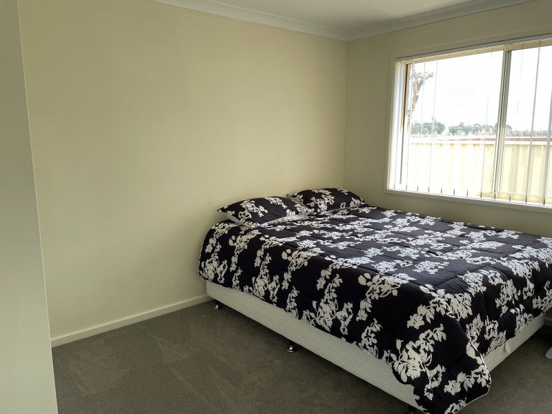 2 Hall Crescent, Yoogali NSW 2680