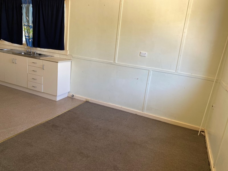 3/15 South Avenue, Yenda NSW 2681