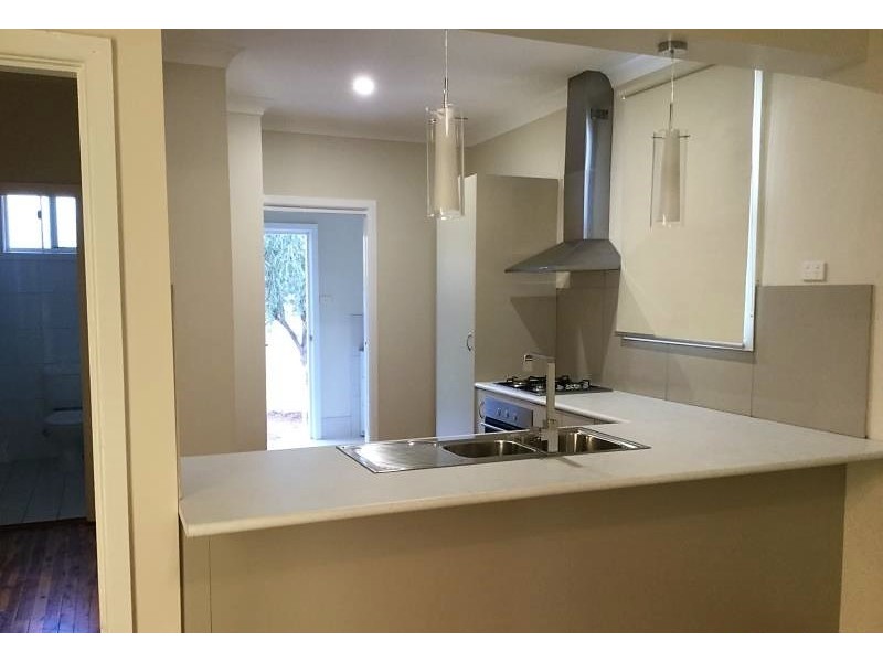 7 South Avenue, Yenda NSW 2681