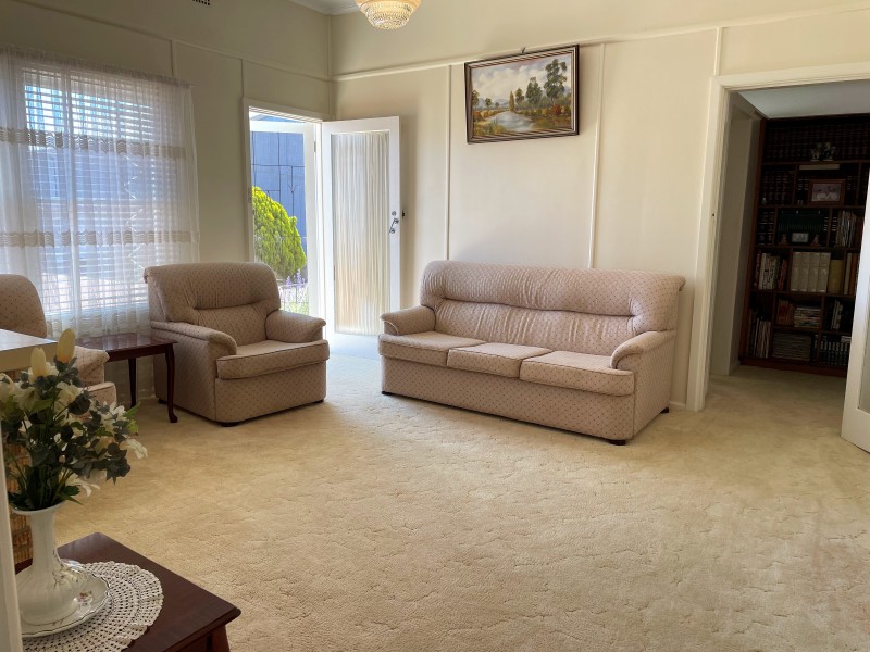 148 Walla Avenue, Griffith NSW 2680