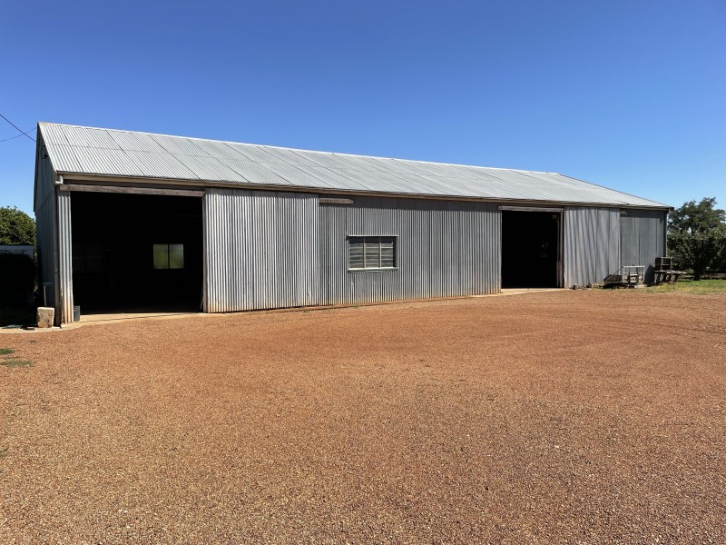 148 Walla Avenue, Griffith NSW 2680