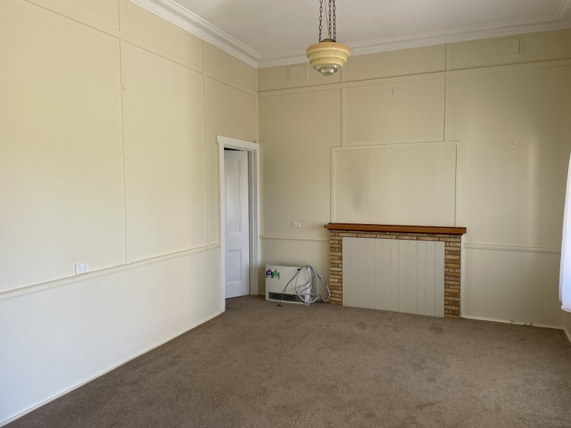 148 Walla Avenue, Griffith NSW 2680