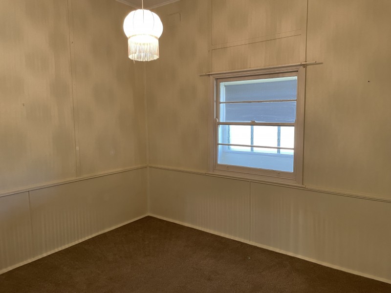 148 Walla Avenue, Griffith NSW 2680