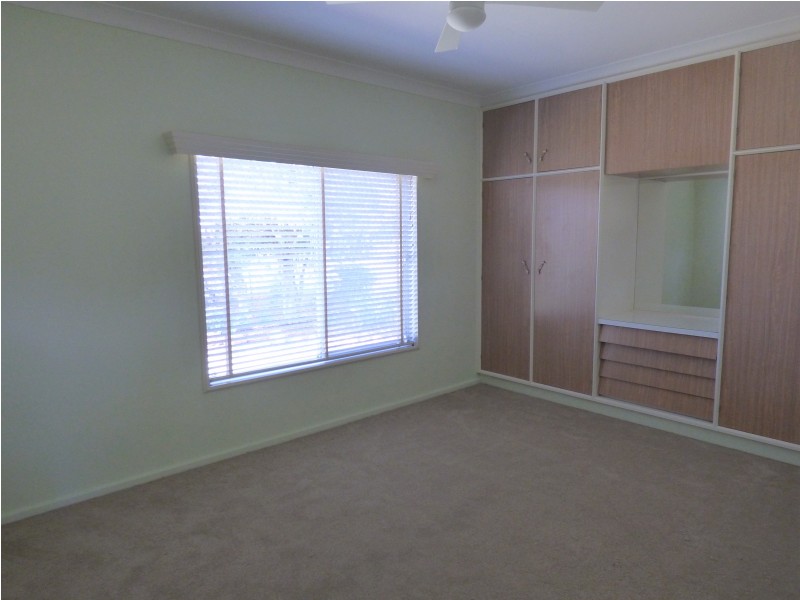 148 Walla Avenue, Griffith NSW 2680