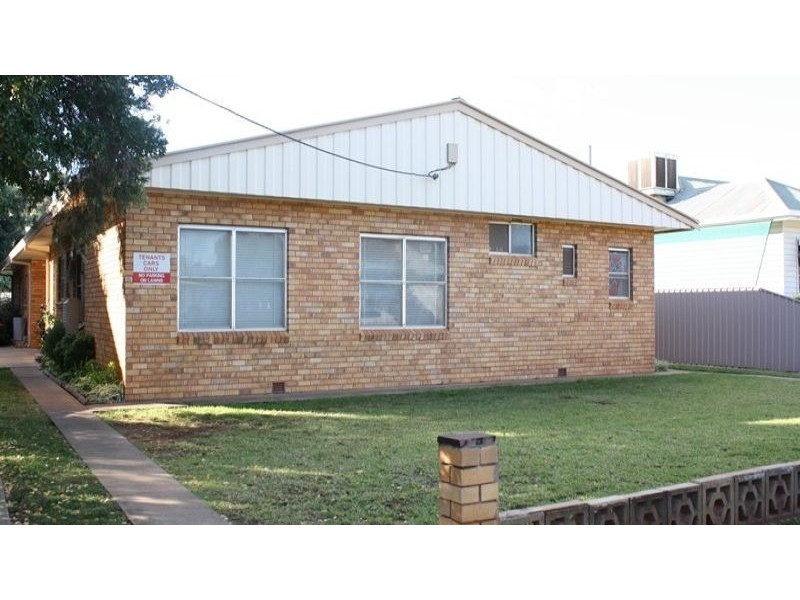 1/7 Doongara Street, Griffith NSW 2680