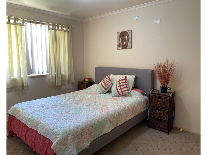 1 Dunvarleigh Crescent, Griffith NSW 2680