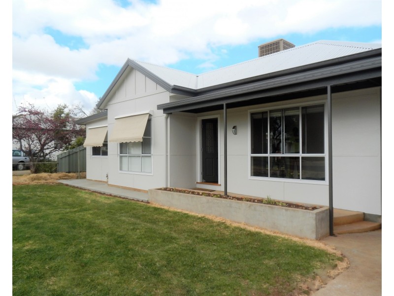 48 Edmondson Avenue, Griffith NSW 2680