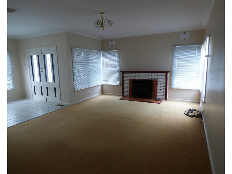 5 Messner Street, Griffith NSW 2680