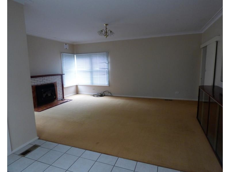 5 Messner Street, Griffith NSW 2680