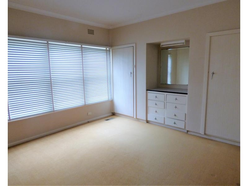 5 Messner Street, Griffith NSW 2680