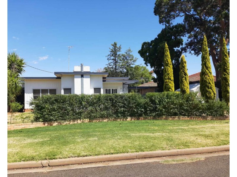 5 Messner Street, Griffith NSW 2680