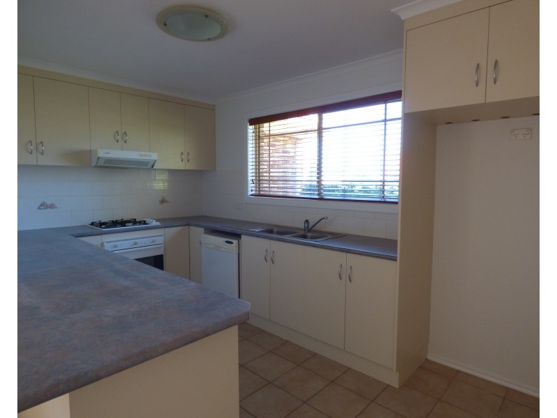 1/15 Robertson Street, Griffith NSW 2680