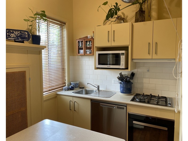 22 Kooba Street, Griffith NSW 2680