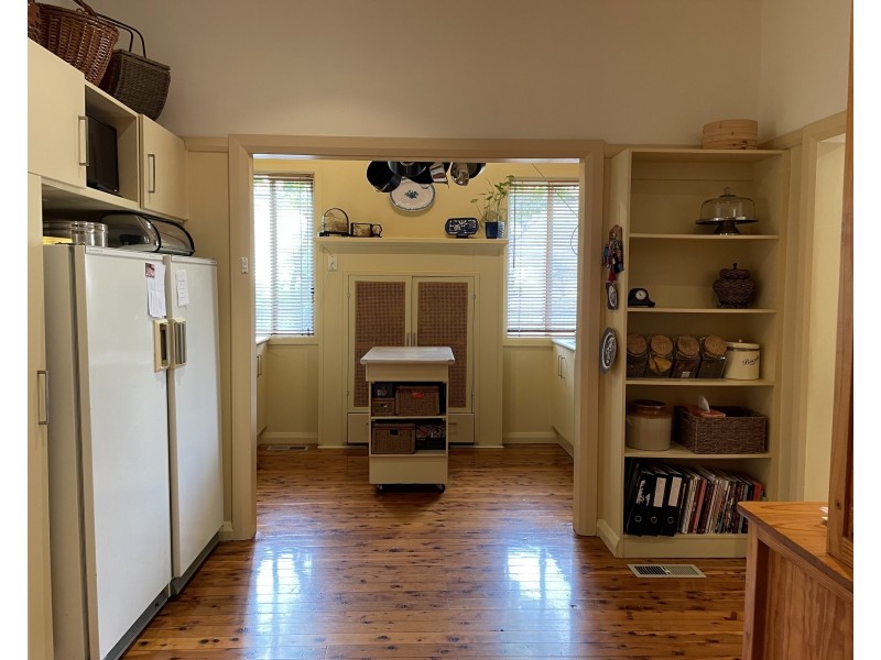 22 Kooba Street, Griffith NSW 2680