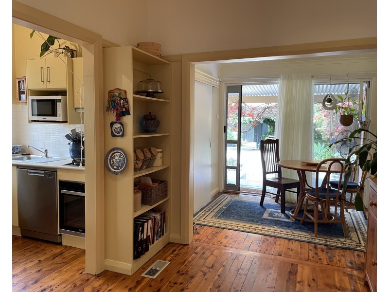 22 Kooba Street, Griffith NSW 2680