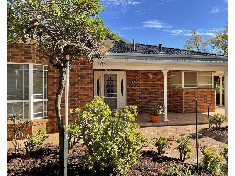 74 Wyangan Avenue, Griffith NSW 2680