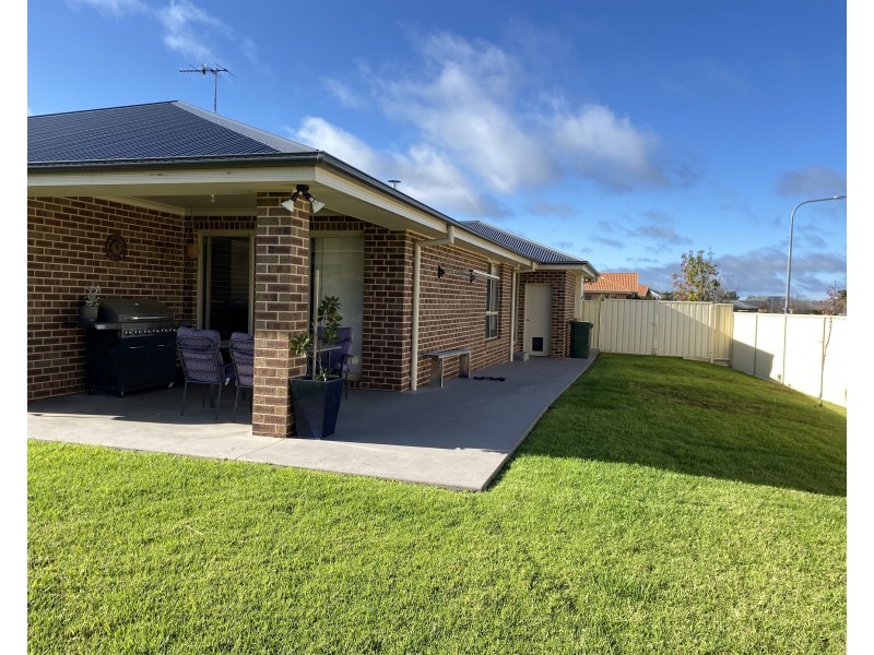1 Melissa Place, Griffith NSW 2680