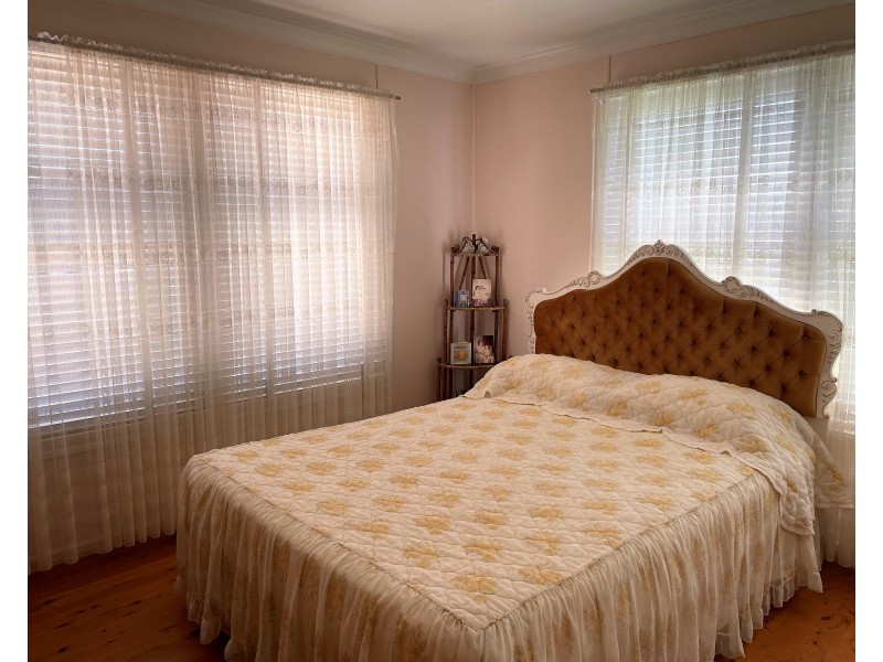 148 Walla Avenue, Griffith NSW 2680