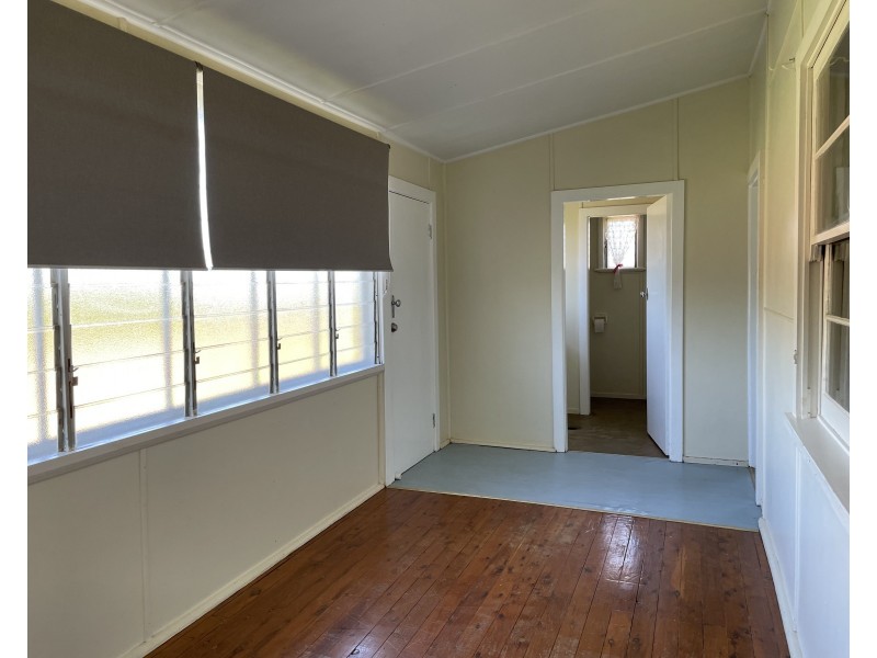 148 Walla Avenue, Griffith NSW 2680