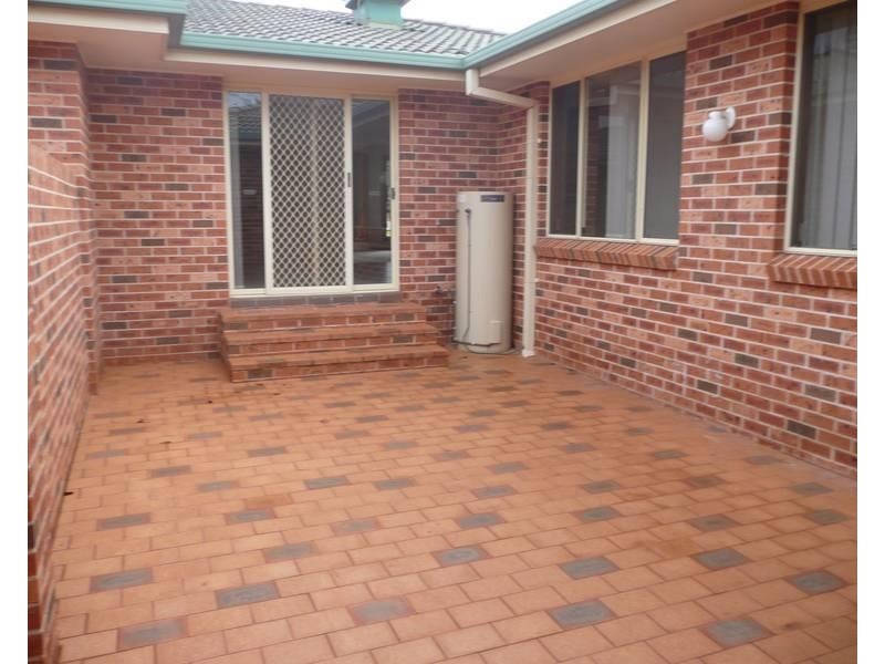 2/26 Meakin Street, Griffith NSW 2680