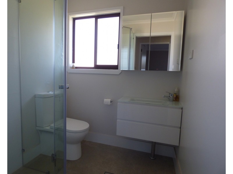 4 Johnson Place, Griffith NSW 2680
