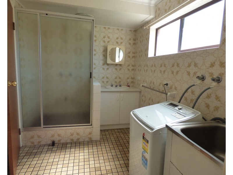 1/110 Benerembah Street, Griffith NSW 2680