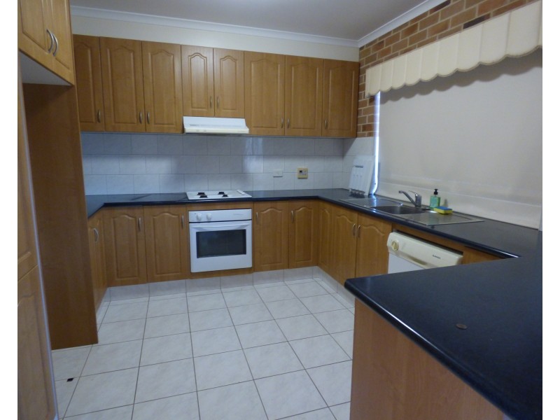 1/152 Merrigal Street, Griffith NSW 2680
