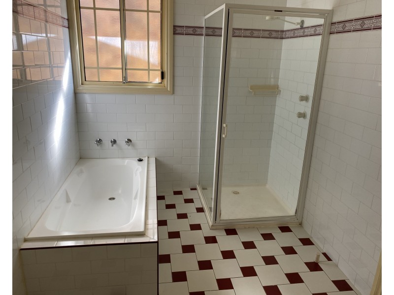 1/185 Yambil Street, Griffith NSW 2680