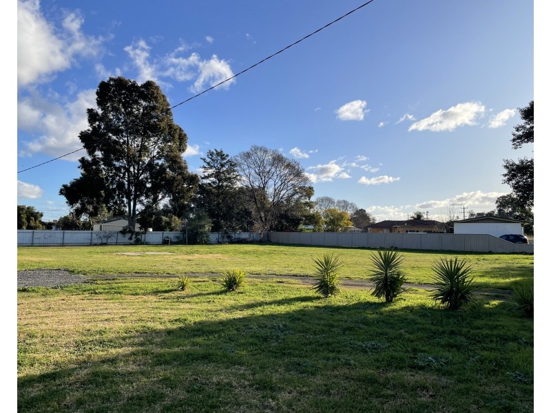 76 Henry Street, Yenda NSW 2681