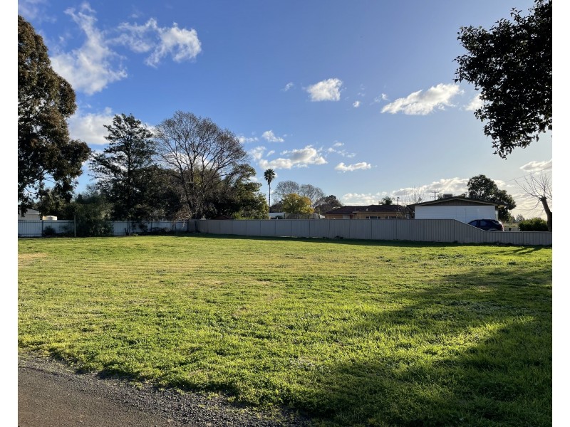 76 Henry Street, Yenda NSW 2681