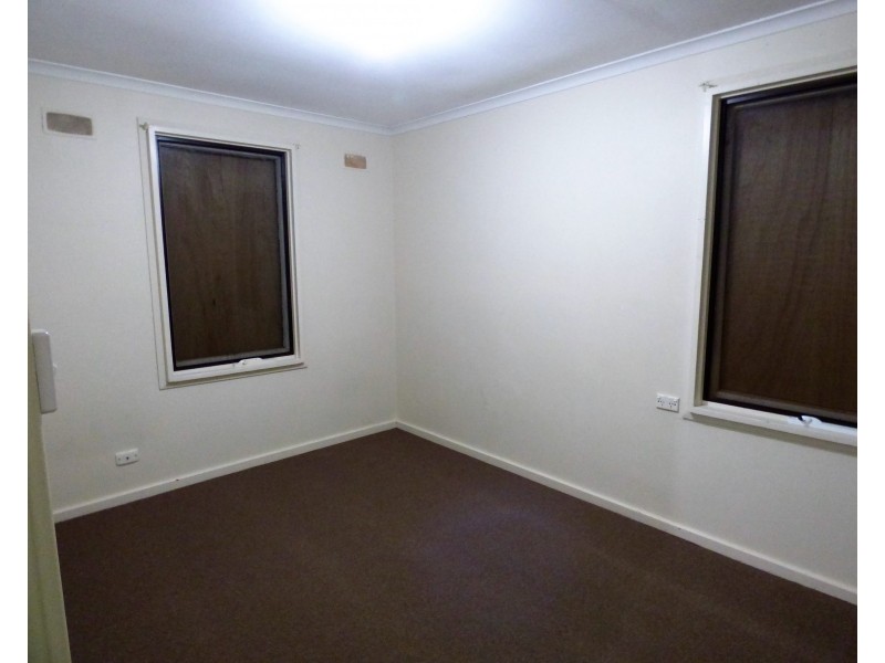 12 Heath Crescent, Griffith NSW 2680