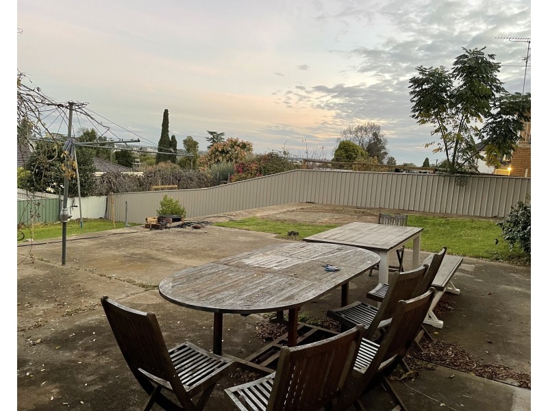 51 McNabb Crescent, Griffith NSW 2680