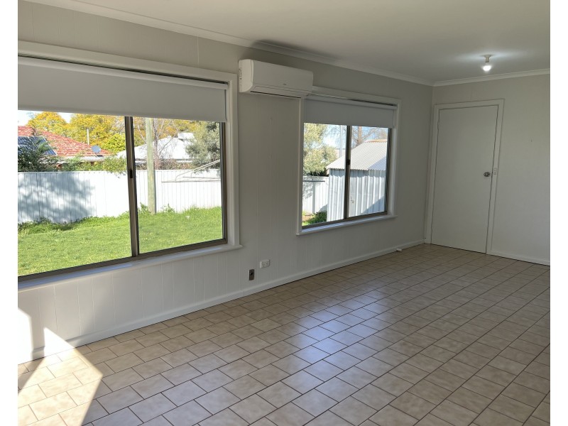 54 Ortella Street, Griffith NSW 2680
