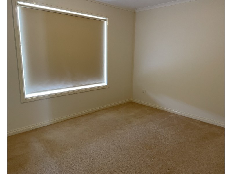 18B Robrick Close, Griffith NSW 2680