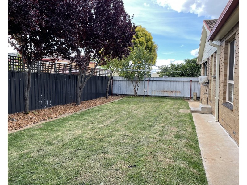 3 Johnson Place, Griffith NSW 2680