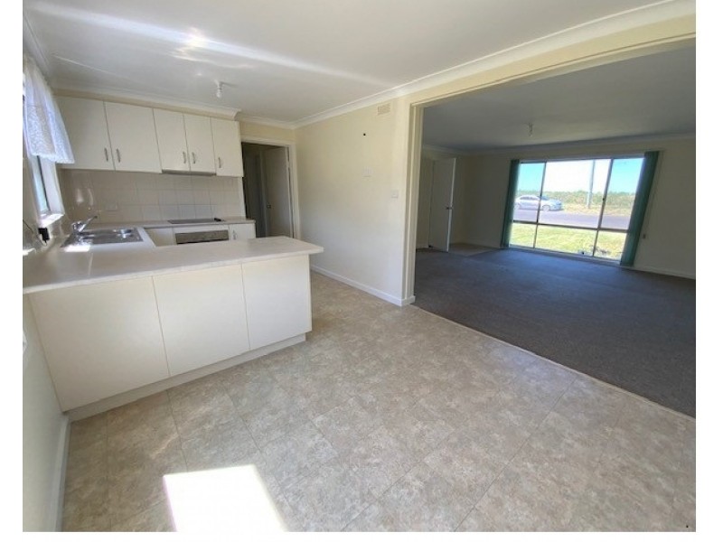 45 Dredge Street, Yenda NSW 2681