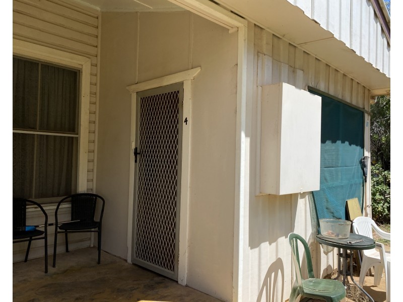 4/15 South Avenue, Yenda NSW 2681