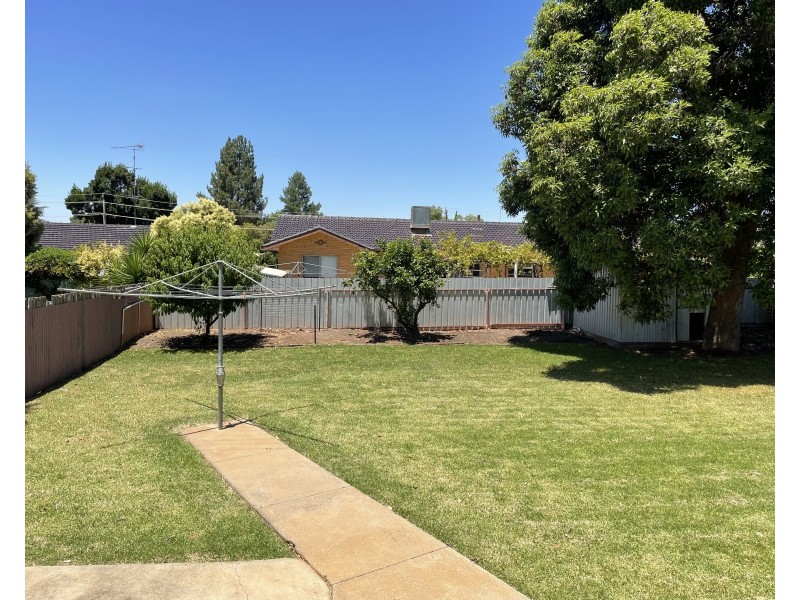 10 Graham Street, Griffith NSW 2680