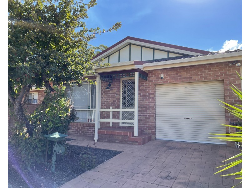 2/103 Canal Street, Griffith NSW 2680