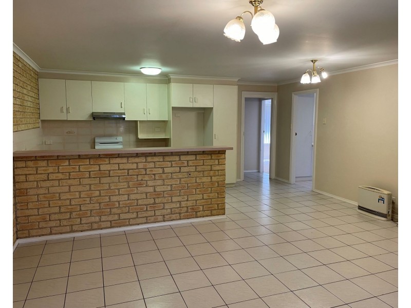 2/103 Canal Street, Griffith NSW 2680