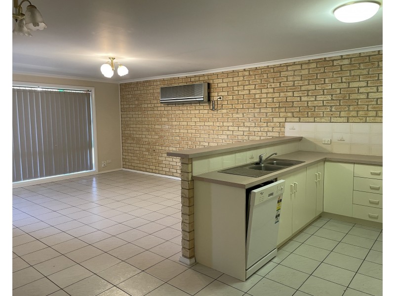 2/103 Canal Street, Griffith NSW 2680