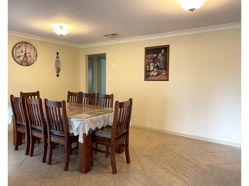 5 Barwidgee Boulevard, Darlington Point NSW 2706