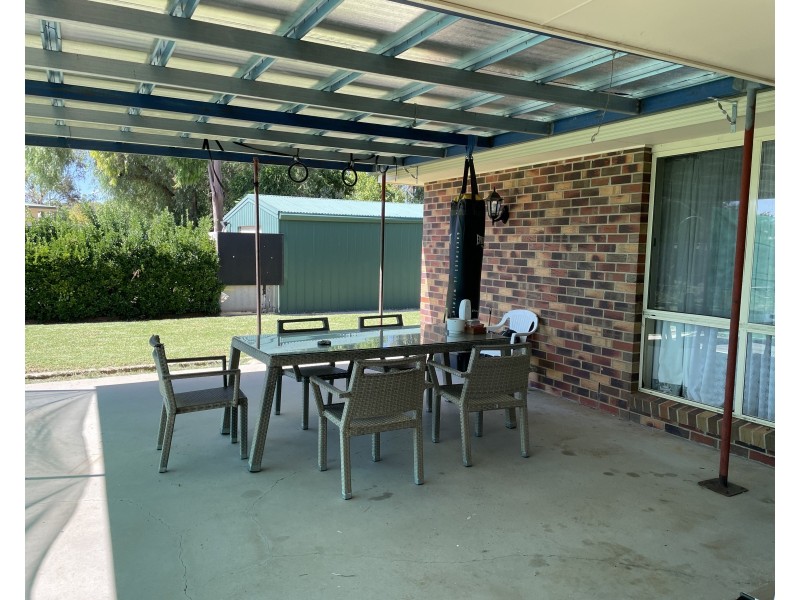 5 Barwidgee Boulevard, Darlington Point NSW 2706