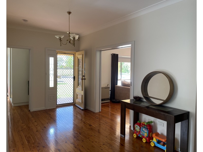 28 Poole Street, Griffith NSW 2680