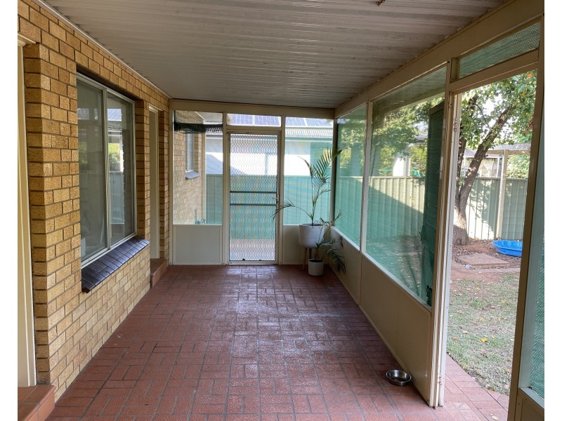 28 Poole Street, Griffith NSW 2680
