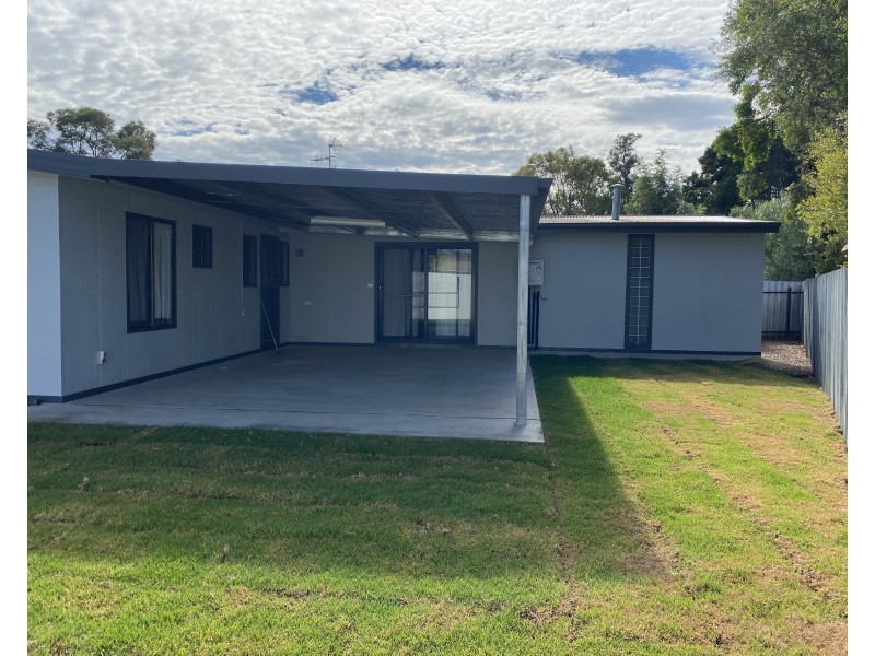 23 Railway Parade, Yenda NSW 2681