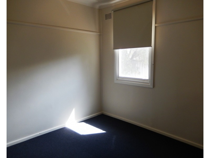 7 South Avenue, Yenda NSW 2681