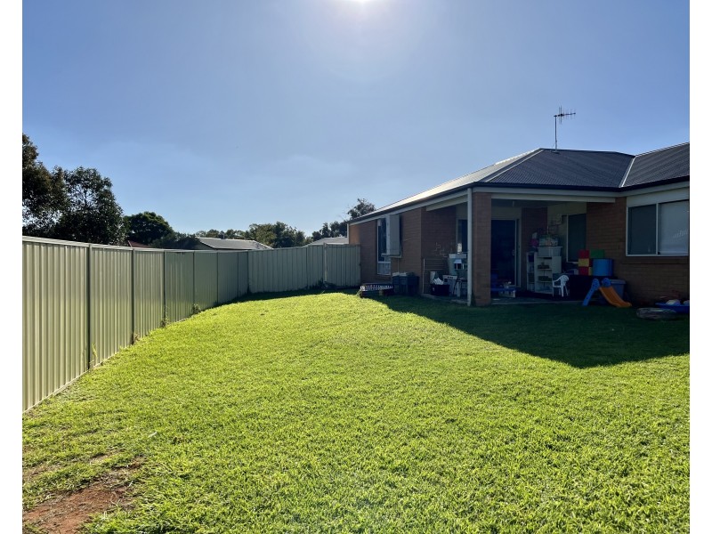 21a Middleton Avenue, Griffith NSW 2680